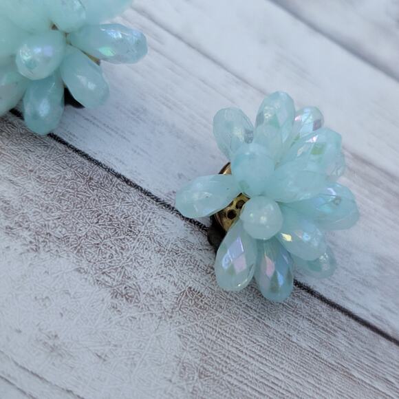 Vintage Clip On Earrings Large Light Green Stamped Western Germany - Picture 4 of 6